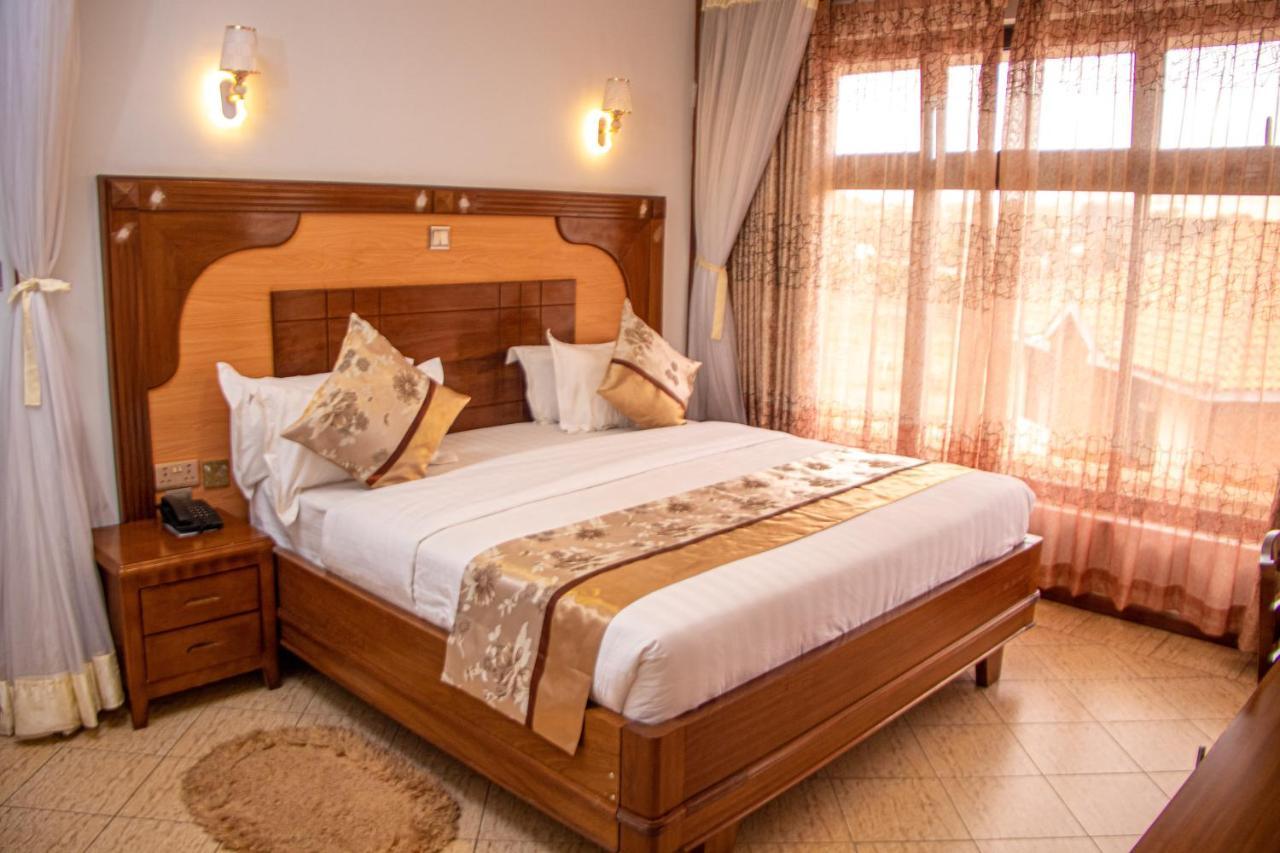 Grand Winston Hotel Nakuru Kültér fotó